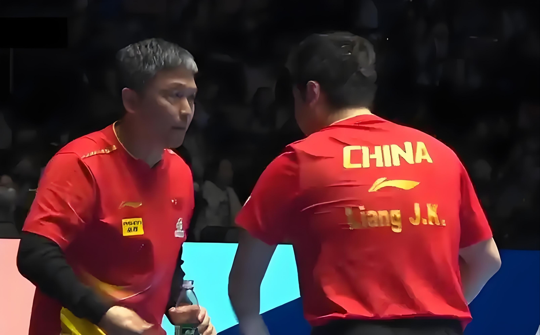 德国队完胜法国队，张本智和惊艳四座