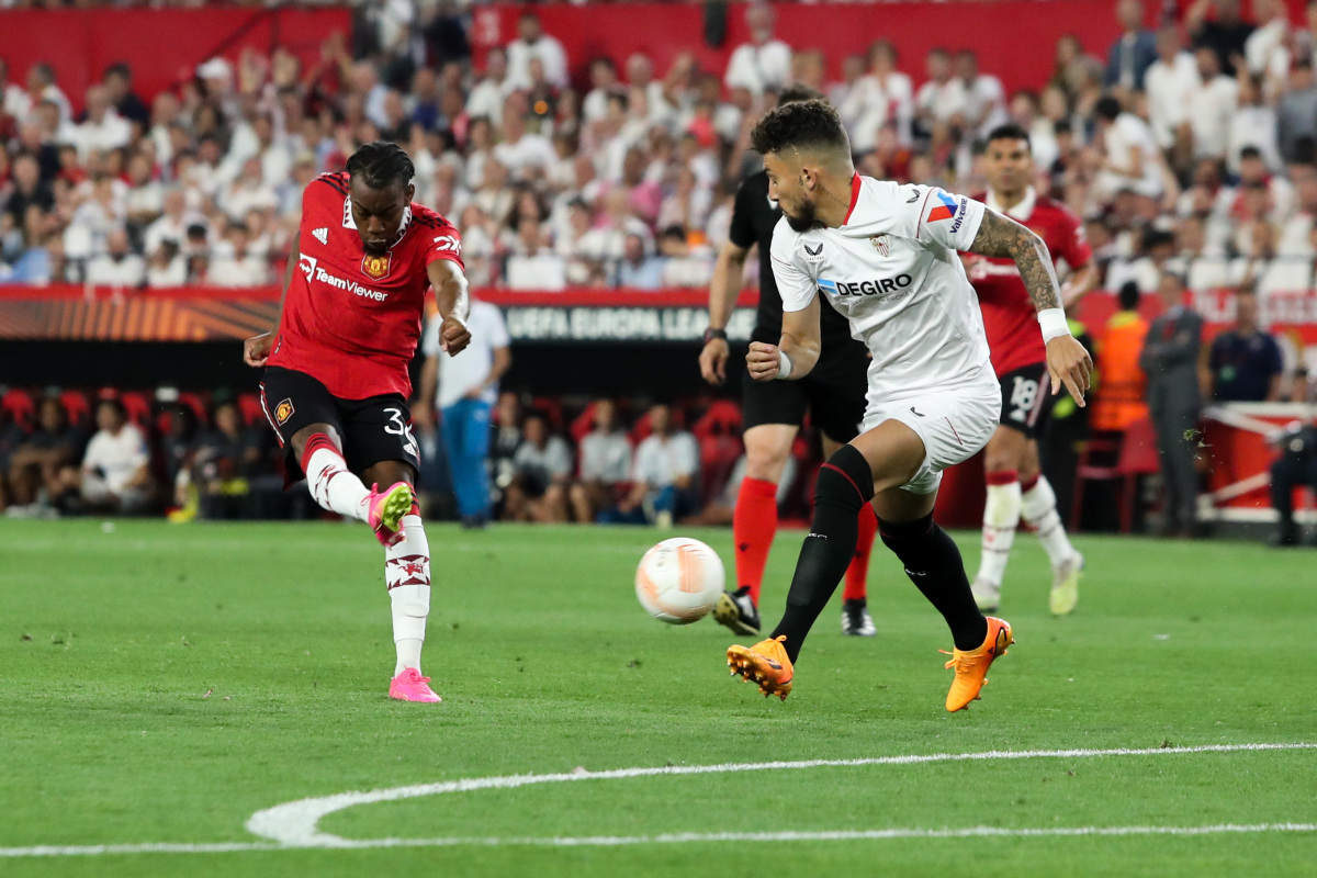 德国鏖战塞维利亚，佩德里点燃赛场