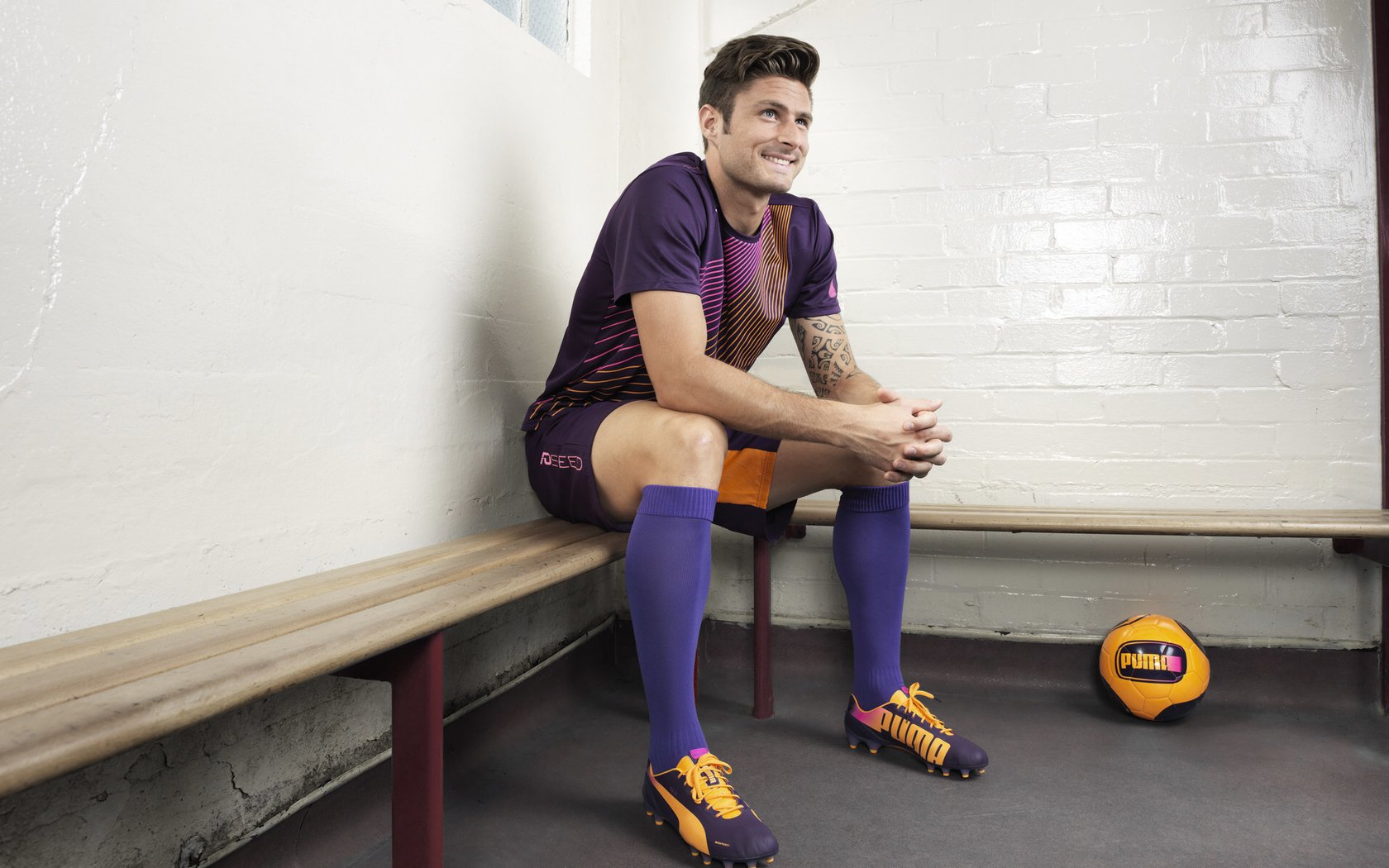 开云体育APP下载-文班亚马，当2米24的阴影笼罩费城，季后赛的旧秩序正在崩塌