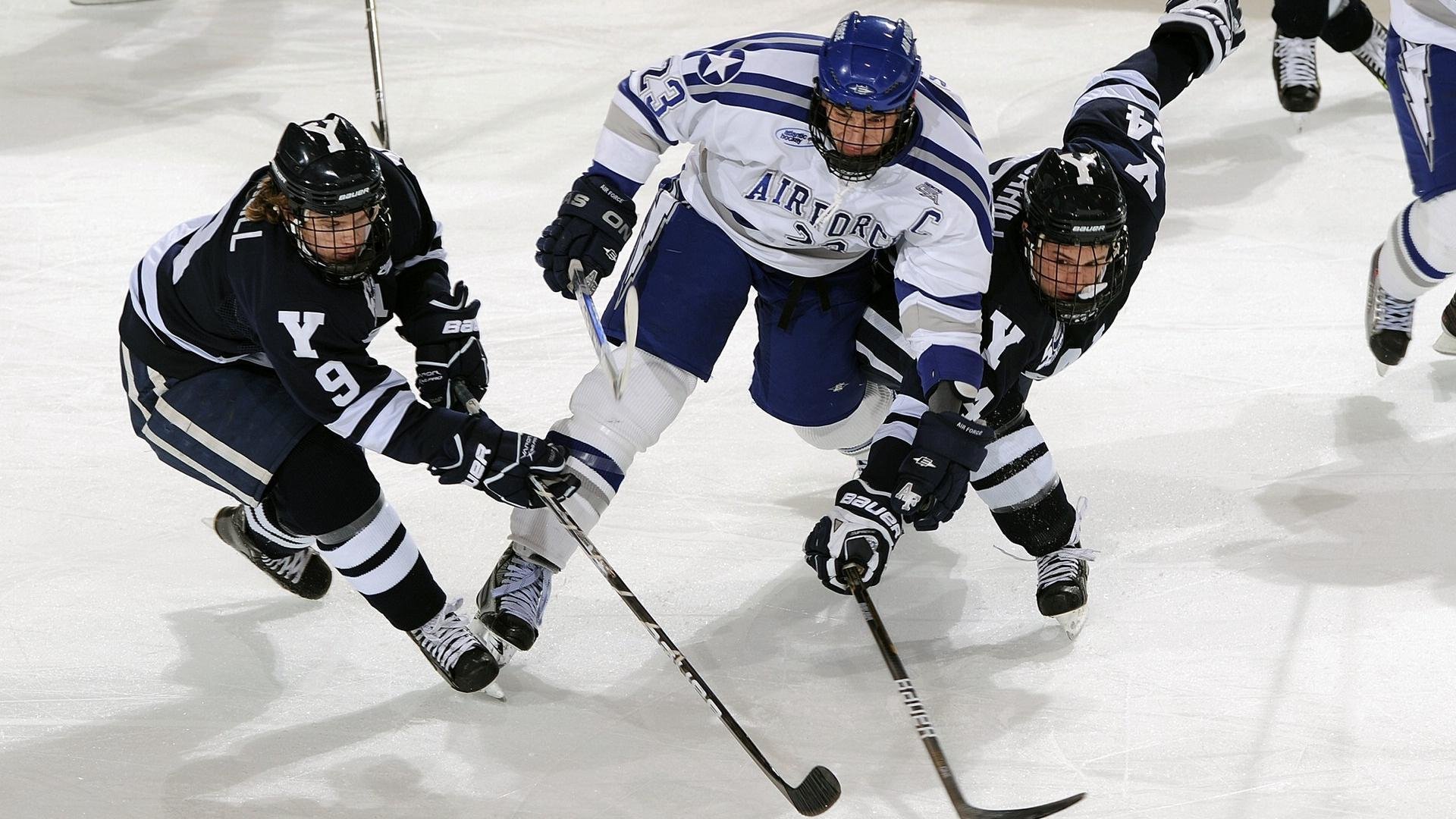 穆勒主宰比赛走向，塞维利亚逆转喀麦隆，一场被误读的史诗