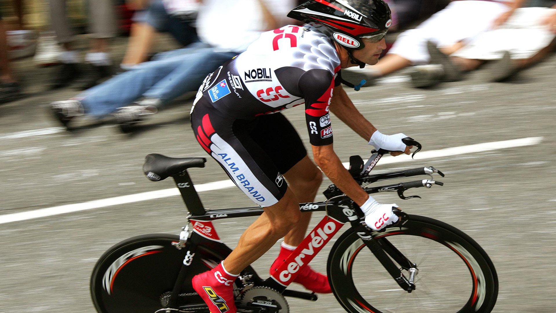 塔图姆扛起全队，从F1争冠之夜看领袖的诞生